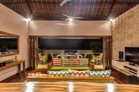 Villa Agung Nusa Lembongan  Ngoại thất bức ảnh